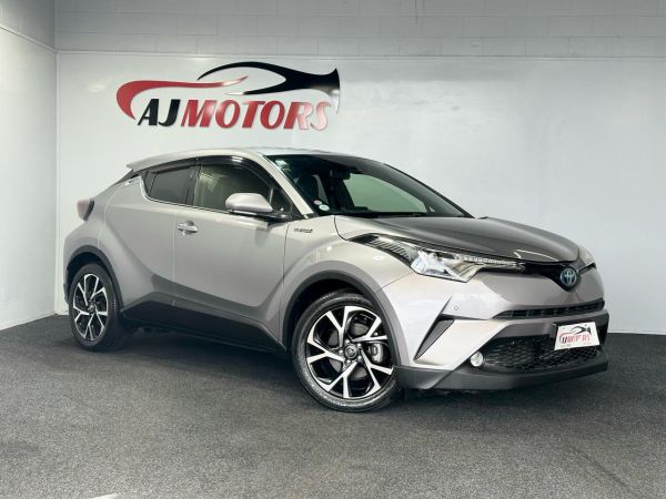 2017 Toyota C-HR Hybrid G image