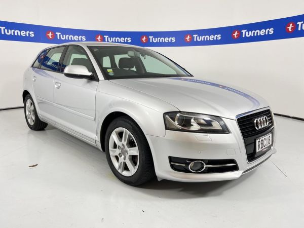 2012 Audi A3 Hatchback image