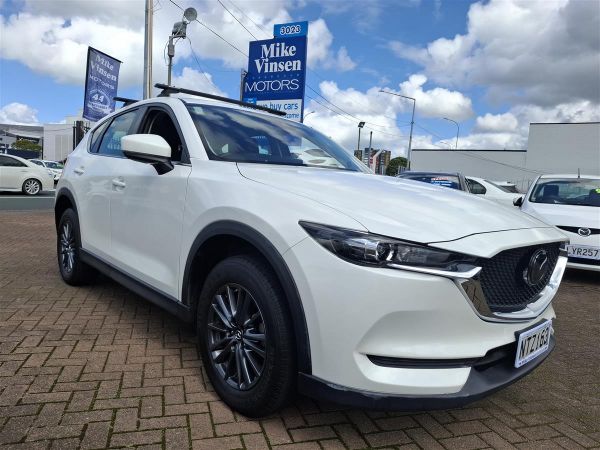 2021 Mazda CX-5 GLX NZ NEW ADAPTIVE CRUISE CONTROL  LANE ASSIST  BLIND SPOT MONITORING  MULTI AIRBAGS  APPLE CARPLAY  BLUETOOTH  REVERSE CAMERA  I-STOP  AUTO HOLD  USB/AUX PORTS  FACTORY ALLOYS image