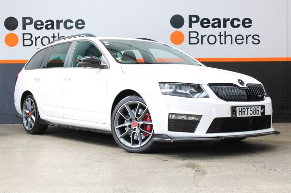 2014 Skoda Octavia Wagon RS TSI 162KW NZ NEW image