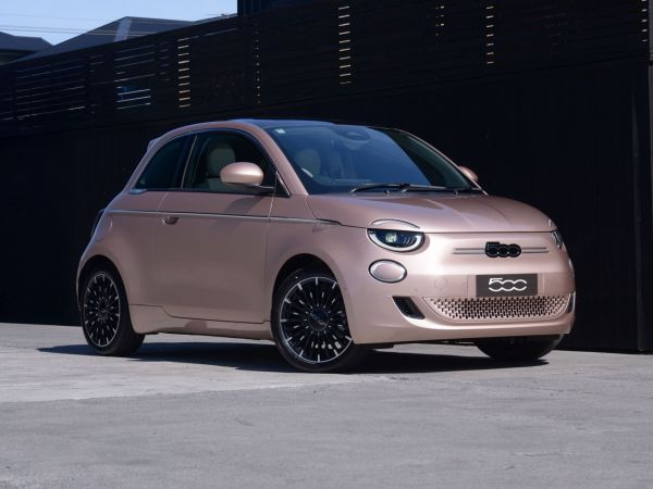 2025 Fiat 500 E image