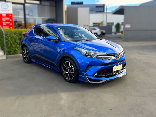 2018 Toyota C-HR 1.8 Hybrid G Spec image