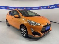 Image for 2015 Toyota Aqua Hatchback