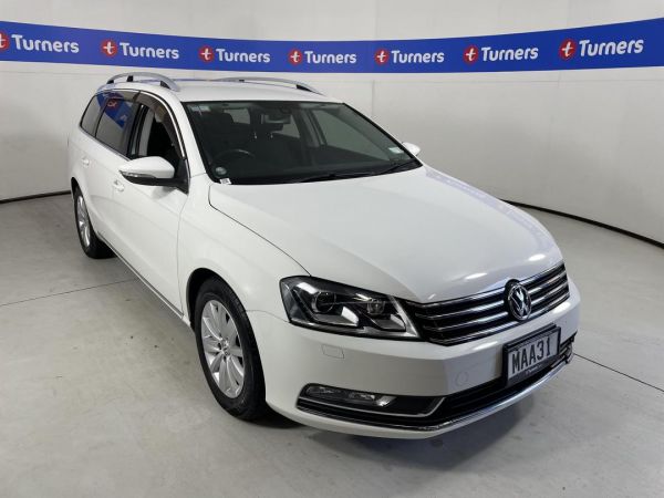 2012 Volkswagen Passat Wagon TSI image
