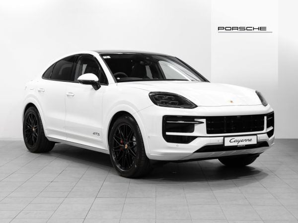 2025 Porsche Cayenne GTS Coupe V8 image
