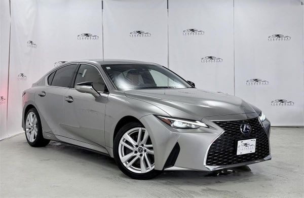 2022 Lexus IS 300h Hybrid,25600KM,Carplay,360 Camera image