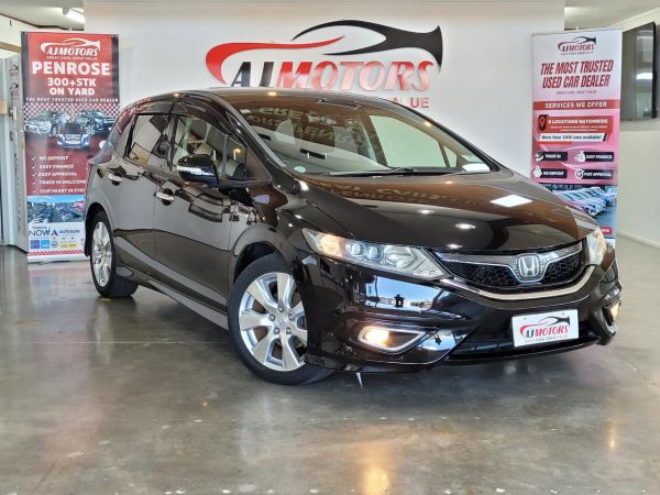 2015 Honda Jade Wagon HYBRID X image