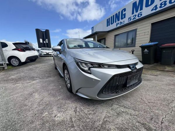 2020 Toyota Corolla Sedan Hybrid G-X, TSS image