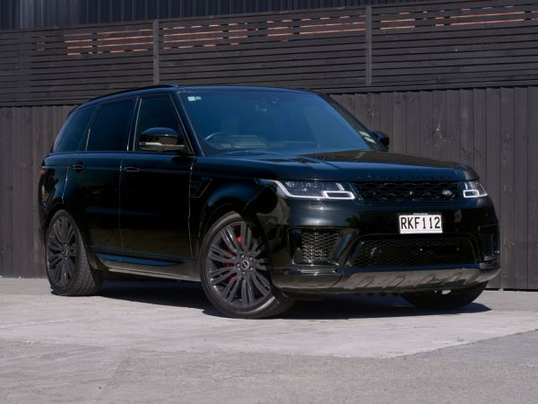 2018 Land Rover Range Rover Sport SDV8 HSE Dynamic image