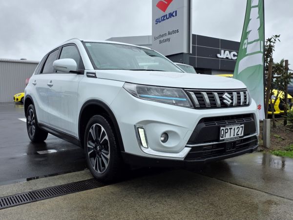 2024 Suzuki Vitara JLX Hybrid image