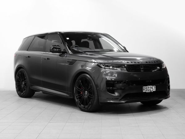 2024 Land Rover Range Rover Sport P460e Dynamic SE image