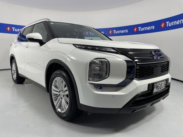 2022 Mitsubishi Outlander SUV LS image