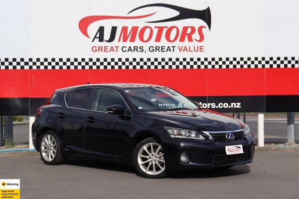 2012 Lexus CT200H Wagon VERSION C image