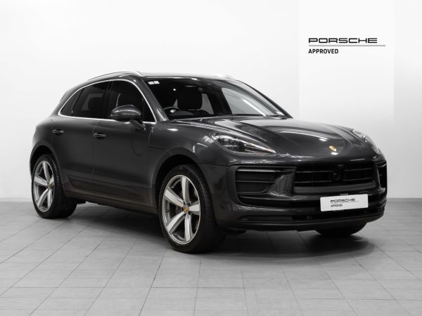 2022 Porsche Macan 2L 4WD Automatic image