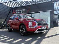 Image for 2025 Mitsubishi Outlander XLS PHEV 4WD