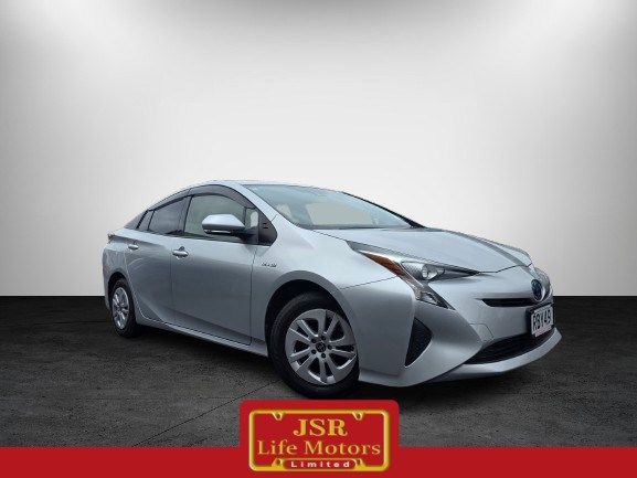 2017 Toyota Prius Hatchback S image