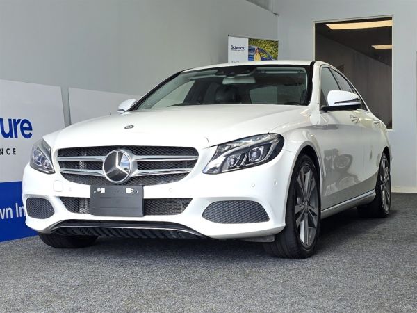 2015 Mercedes-Benz C 350 e Sedan AVANTGARDE / PHEV / HIGH SPEC image