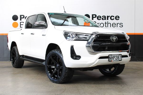 2021 Toyota Hilux Ute SR5, 4WD, HARD LID image