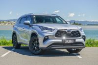 Image for 2025 Toyota Highlander Limited ZR with Towbar, Weathershields & Alloy Wheels